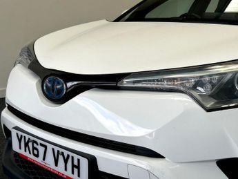 TOYOTA C-HR 1.8 VVT-h Icon SUV 5dr Petrol Hybrid CVT Euro 6 (s/s) (122 ps)