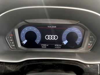 AUDI Q3 1.5 TFSI CoD 35 Black Edition SUV 5dr Petrol S Tronic Euro 6 (s/