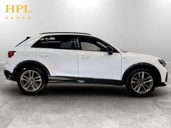 AUDI Q3 1.5 TFSI CoD 35 Black Edition SUV 5dr Petrol S Tronic Euro 6 (s/
