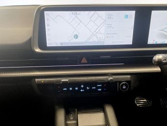 HYUNDAI IONIQ 6 77.4kWh Premium Saloon 4dr Electric Auto (228 ps)