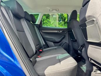 SKODA KAROQ 1.5 TSI ACT SE Drive SUV 5dr Petrol DSG Euro 6 (s/s) (150 ps)