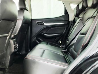 MG MG ZS 72.6kWh Trophy Connect Long Range SUV 5dr Electric Auto (156 ps)