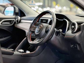 MG MG ZS 72.6kWh Trophy Connect Long Range SUV 5dr Electric Auto (156 ps)