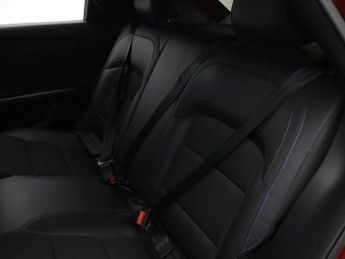 MG MG 4 64kWh Trophy Long Range Hatchback 5dr Electric Auto (203 ps)
