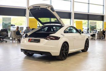 AUDI TT 1.8 TFSI Black Edition Coupe 3dr Petrol Manual Euro 6 (s/s) (180