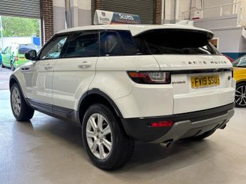 LAND ROVER RANGE ROVER EVOQUE 2.0 TD4 SE Tech SUV 5 Door Diesel Automatic White 4WD Euro 6 
