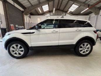 LAND ROVER RANGE ROVER EVOQUE 2.0 TD4 SE Tech SUV 5 Door Diesel Automatic White 4WD Euro 6 