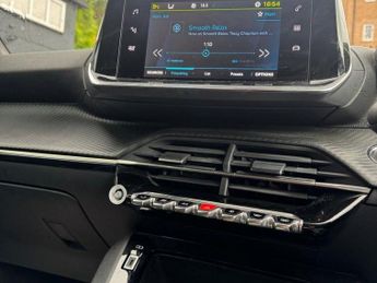 PEUGEOT E-2008 50kWh Active Premium + SUV 5dr Electric Auto (7kW Charger) (136 
