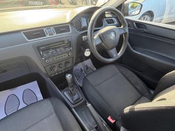 SKODA RAPID SPACEBACK 1.6 TDI S Hatchback 5dr Diesel DSG Euro 5 (90 ps)