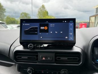 CITROEN E-BERLINGO 52kWh PLUS XL MPV 5dr Electric Auto (7.4kW Charger) (136 ps)