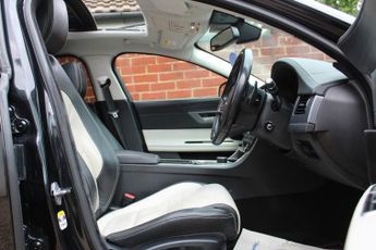 JAGUAR XF 2.0d R-Sport Saloon 4dr Diesel Auto Euro 6 (s/s) (180 ps)
