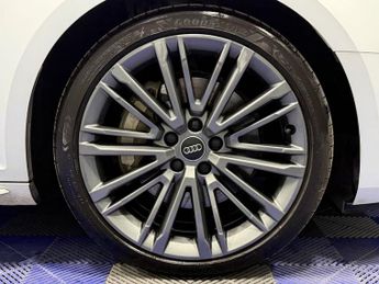AUDI A4 3.0 TDI V6 S line Saloon 4dr Diesel Tiptronic quattro Euro 6 (s/