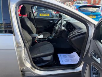 FORD FOCUS 2.0 TDCi Titanium Estate 5dr Diesel Powershift Euro 6 (s/s) (150