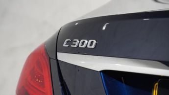 MERCEDES-BENZ C-CLASS 2.0 C300 AMG Line (Premium) Saloon 4dr Petrol G-Tronic+ Euro 6 (