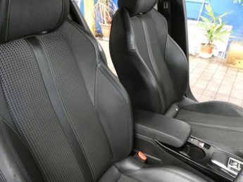 PEUGEOT 2008 1.2 PureTech GT SUV 5dr Petrol EAT Euro 6 (s/s) (130 ps)