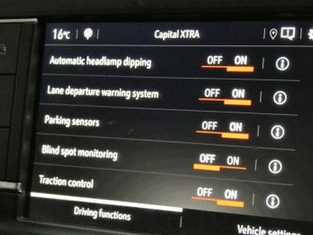 VAUXHALL Vivaro Life Electric 50kWh Elite MPV 5dr Electric Auto LWB (8 Seat, 7.4kW Charger) (1