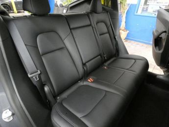 TESLA MODEL Y (Dual Motor) Long Range SUV 5dr Electric Auto 4WDE (384 bhp)