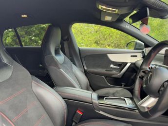 MERCEDES-BENZ CLA 1.3 CLA250e 15.6kWh AMG Line (Executive) Shooting Brake 5dr Petr
