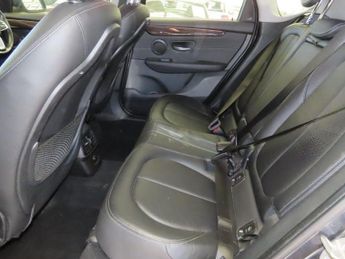 BMW 2 SERIES ACTIVE TOURER 2.0 218d Luxury MPV 5dr Diesel Auto Euro 6 (s/s) (150 ps)