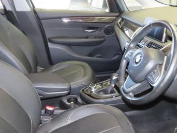BMW 2 SERIES ACTIVE TOURER 2.0 218d Luxury MPV 5dr Diesel Auto Euro 6 (s/s) (150 ps)