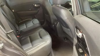KIA NIRO 64kWh 4 SUV 5dr Electric Auto (201 bhp)