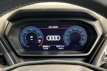 AUDI Q4 E-TRON 40 S line SUV 5dr Electric Auto 82kWh (204 ps) Rear Parking Sens