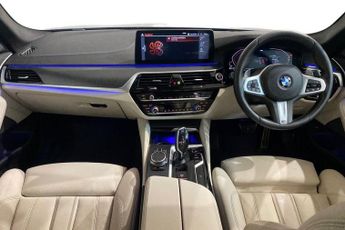 BMW 5 SERIES 2.0 520d MHT M Sport Saloon 4dr Diesel Hybrid Steptronic xDrive 