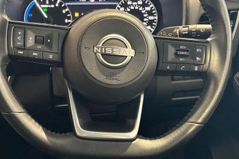 NISSAN X-TRAIL 1.5 h e-POWER Acenta Premium SUV 5dr Petrol Hybrid Auto Euro 6 (