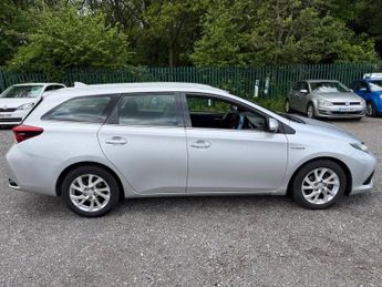 TOYOTA AURIS 1.8 VVT-h Icon Touring Sports 5dr Petrol Hybrid CVT Euro 6 (s/s)