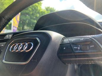 AUDI Q3 1.5 TFSI CoD 35 S line SUV 5dr Petrol S Tronic Euro 6 (s/s) (150