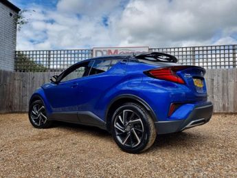 TOYOTA C-HR 2.0 VVT-h Dynamic SUV 5dr Petrol Hybrid CVT Euro 6 (s/s) (184 ps