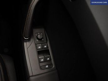 CUPRA FORMENTOR 1.4 eHybrid 12.8kWh V1 SUV 5dr Petrol Plug-in Hybrid DSG Euro 6 