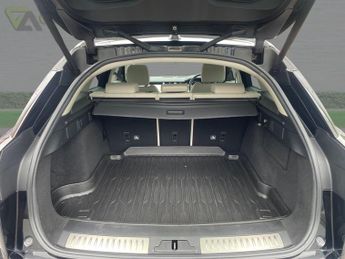 LAND ROVER RANGE ROVER VELAR 2.0 P250 S SUV 5dr Petrol Auto 4WD Euro 6 (s/s) (250 ps)