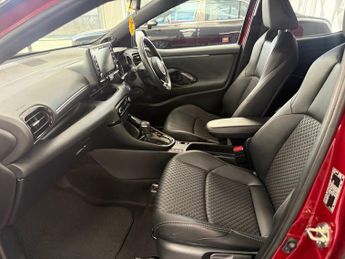 TOYOTA YARIS 1.5 VVT-h Dynamic Hatchback 5dr Petrol Hybrid E-CVT Euro 6 (s/s)