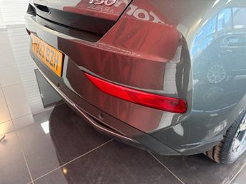 HYUNDAI I30 1.0 T-GDi MHEV SE Connect Hatchback 5dr Petrol Hybrid DCT Euro 6
