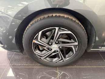 HYUNDAI I30 1.0 T-GDi MHEV SE Connect Hatchback 5dr Petrol Hybrid DCT Euro 6