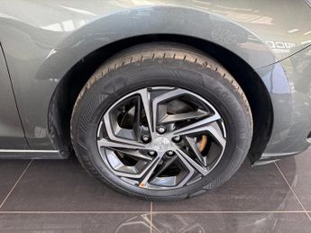 HYUNDAI I30 1.0 T-GDi MHEV SE Connect Hatchback 5dr Petrol Hybrid DCT Euro 6