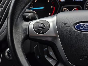 FORD KUGA 2.0 TDCi Titanium SUV 5dr Diesel Powershift AWD Euro 6 (s/s) (18
