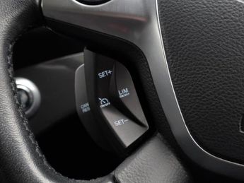 FORD KUGA 2.0 TDCi Titanium SUV 5dr Diesel Powershift AWD Euro 6 (s/s) (18