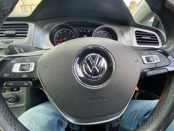 VOLKSWAGEN GOLF 1.0 TSI Match Edition BlueMotion Hatchback 5dr Petrol DSG Euro 6