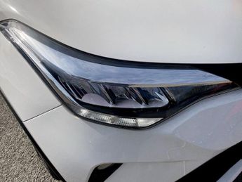 TOYOTA C-HR 1.8 VVT-h GPF Icon SUV 5dr Petrol Hybrid CVT Euro 6 (s/s) (122 p