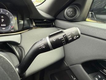 LAND ROVER RANGE ROVER EVOQUE 1.5 P300e 11.9kWh S SUV 5dr Petrol Plug-in Hybrid Auto 4WD Euro 