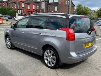 PEUGEOT 5008 1.6 BlueHDi Allure MPV 5dr Diesel Manual Euro 6 (s/s) (120 ps)
