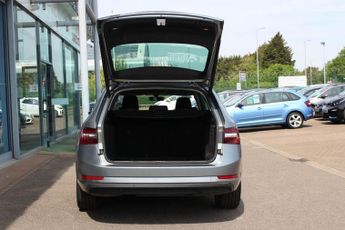 SKODA SUPERB 2.0 TDI SE L Executive Estate 5dr Diesel DSG Auto 6Spd Euro 6 (s