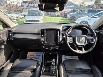 VOLVO XC40 2.0 D3 Inscription Pro SUV 5dr Diesel AUTOMATIC Euro 6 (s/s) (15