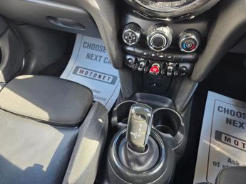 MINI HATCH 1.5 Cooper Hatchback 5dr Petrol AUTOMATIC Euro 6 (s/s) (136 ps)