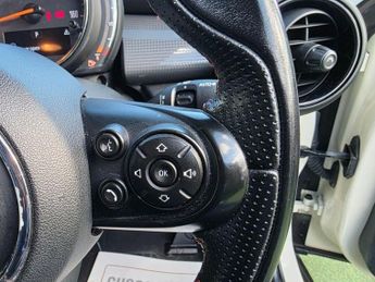 MINI HATCH 1.5 Cooper Hatchback 5dr Petrol AUTOMATIC Euro 6 (s/s) (136 ps)