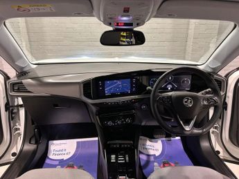VAUXHALL MOKKA ELECTRIC 50kWh Elite Premium SUV 5dr Electric Auto (136 ps)