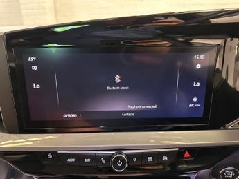 VAUXHALL MOKKA ELECTRIC 50kWh Elite Premium SUV 5dr Electric Auto (136 ps)