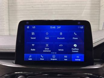 FORD KUGA 2.5 Duratec 14.4kWh Vignale SUV 5dr Petrol Plug-in Hybrid CVT Eu